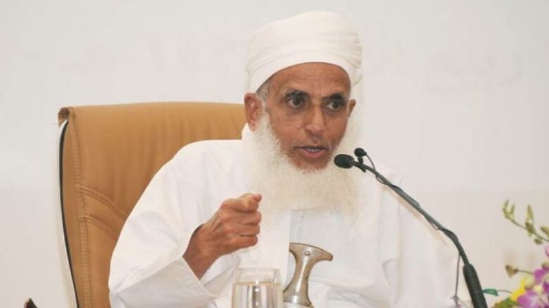 مفتي سلطنة عُمان يشيد برفض التعامل مع الصهاينة في مونديال قطر